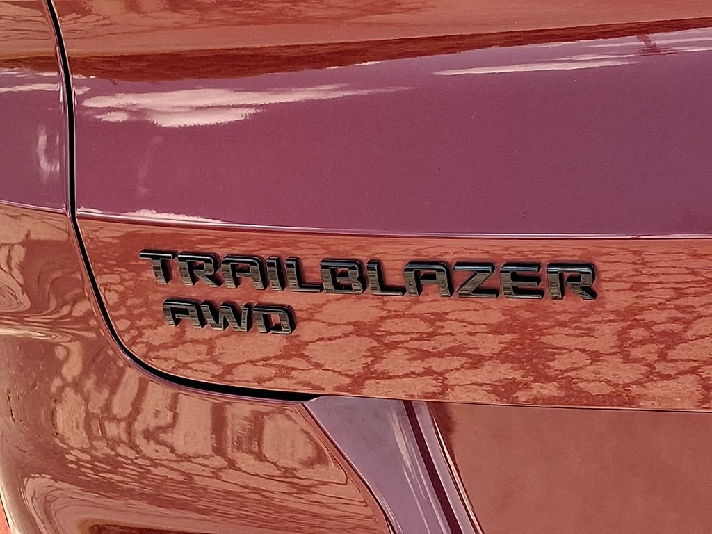 Certified 2022 Chevrolet TrailBlazer RS w/ Sun and Liftgate Package AWD/4WD image 31