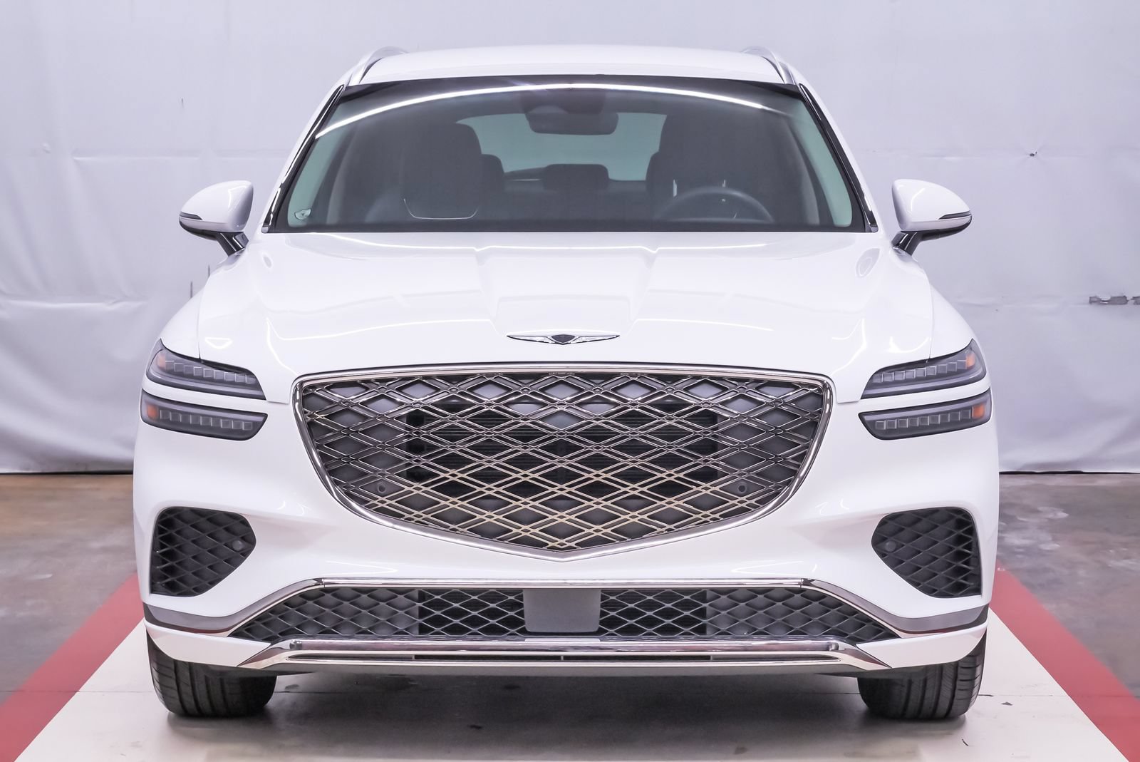 Certified 2026 Genesis GV70 2.5T AWD/4WD image 4