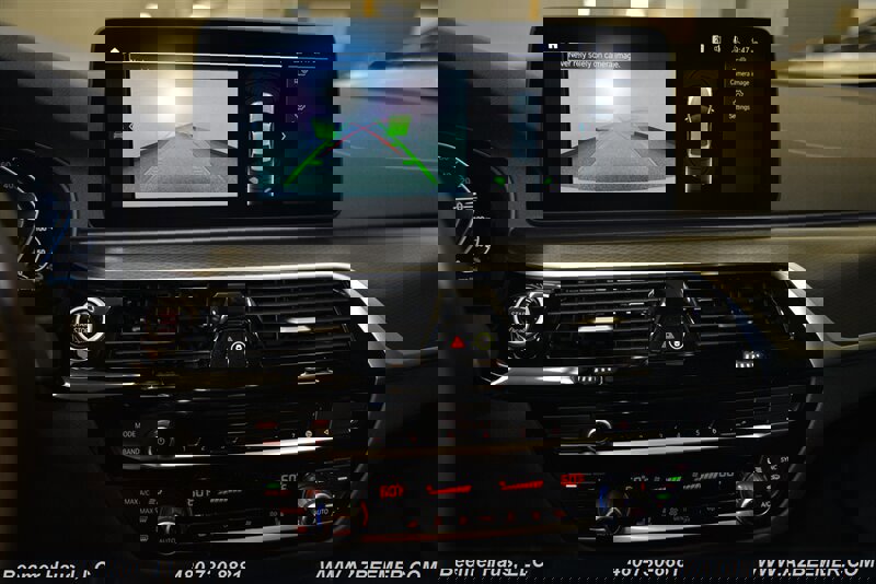 Used 2023 BMW 530e w/ M Sport Package image 31