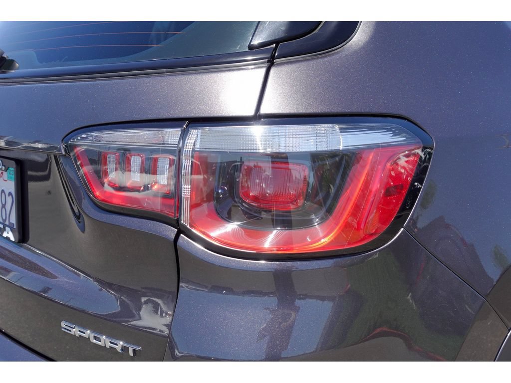 Used 2019 Jeep Compass Sport FWD image 7