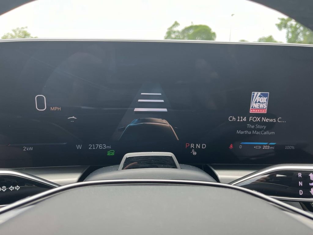 Used 2025 Cadillac Lyriq Sport AWD/4WD image 39