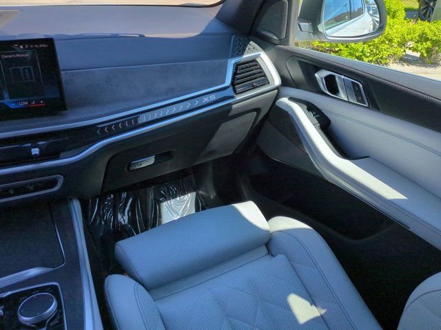 Used 2024 BMW X5 sDrive40i w/ Premium Package image 15