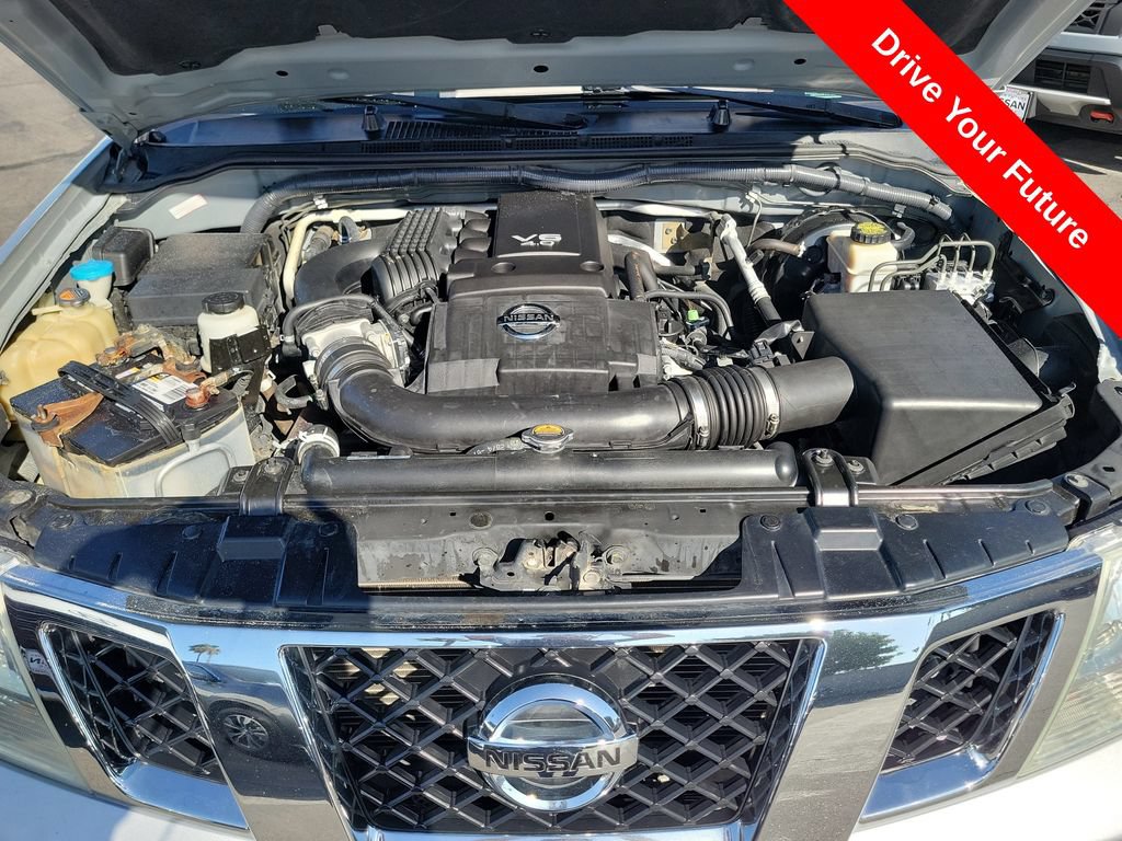 Used 2015 Nissan Frontier SV AWD/4WD image 18