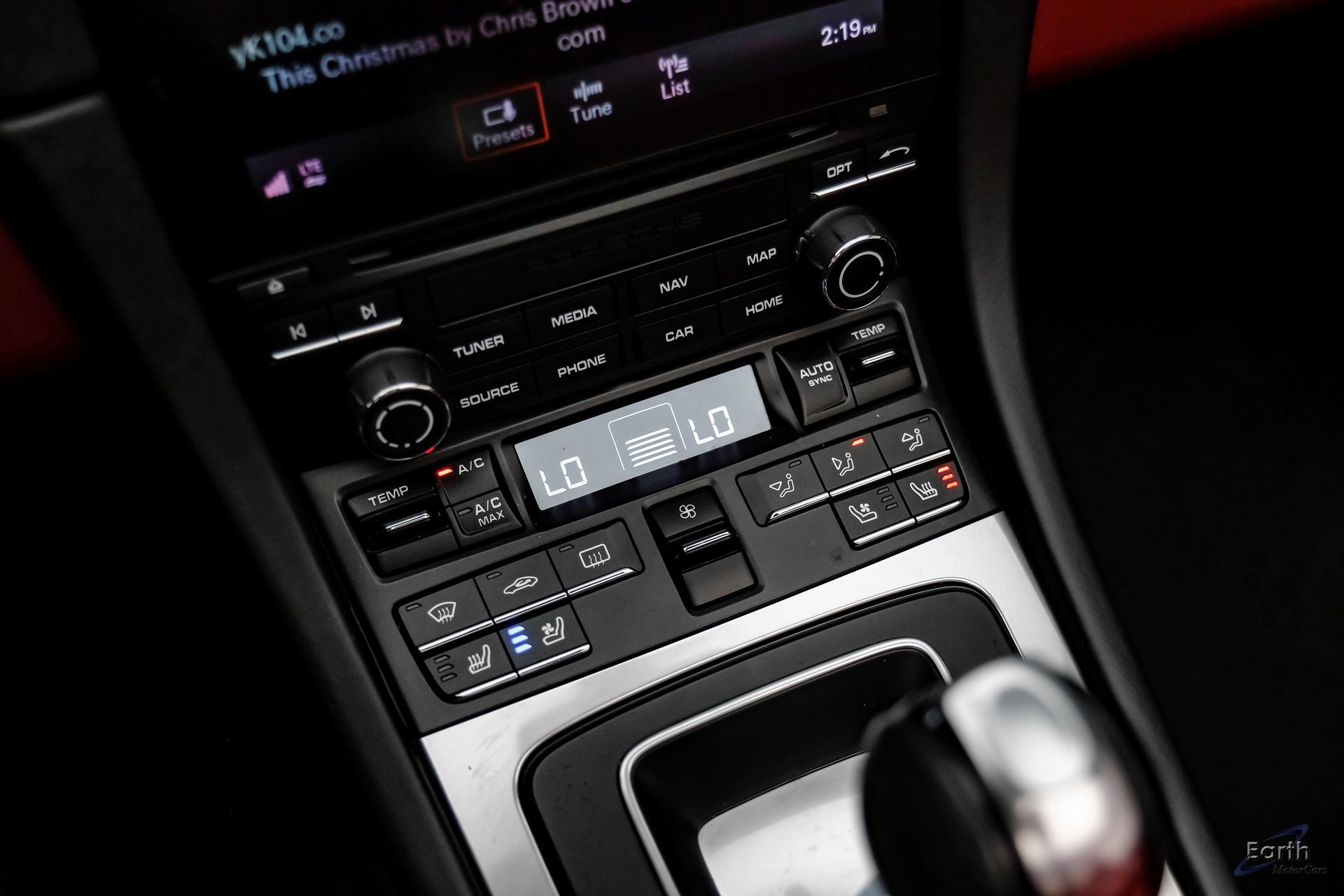 Used 2019 Porsche 911 Turbo image 61