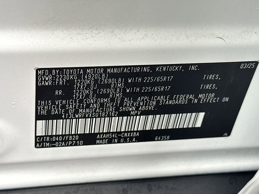 Used 2025 Toyota RAV4 LE image 32