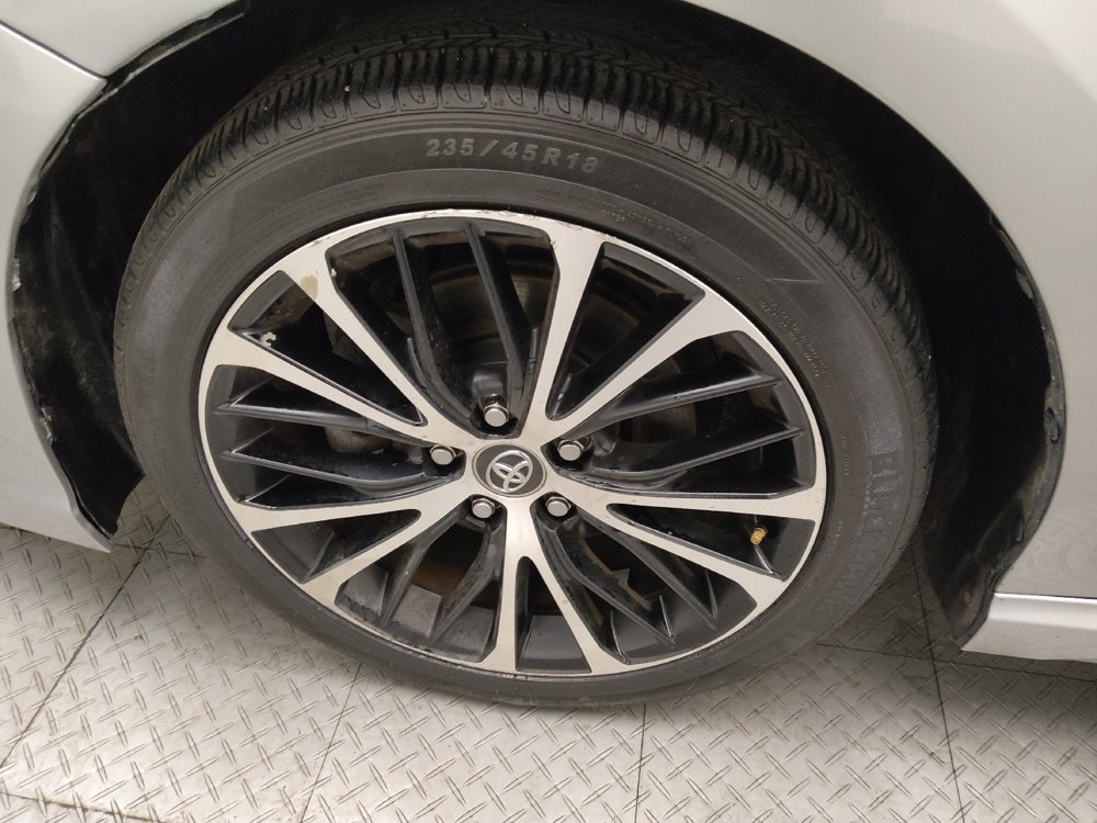 Used 2019 Toyota Camry SE image 31