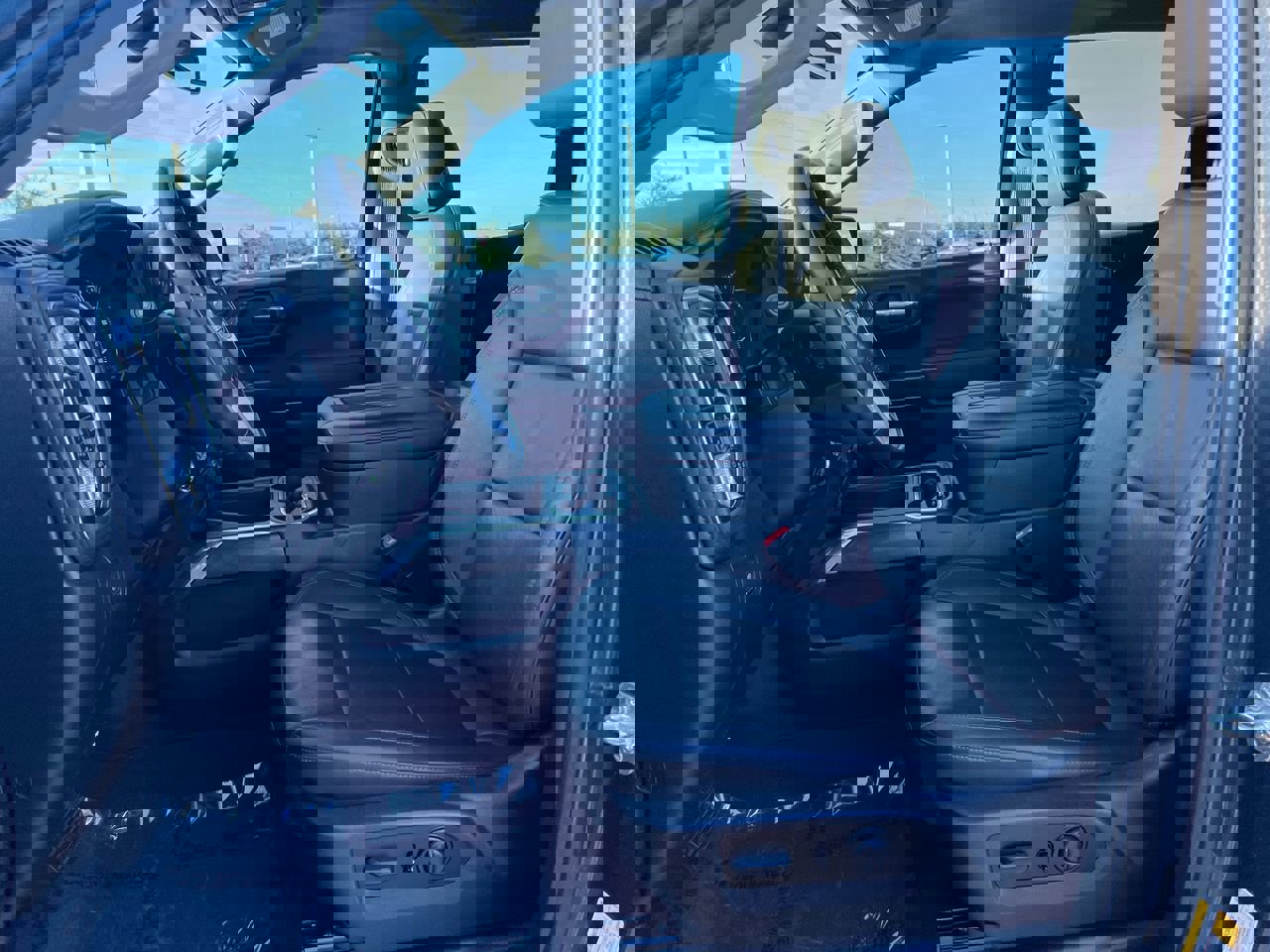 Used 2022 GMC Sierra 1500 SLT w/ SLT Premium Plus Package image 12