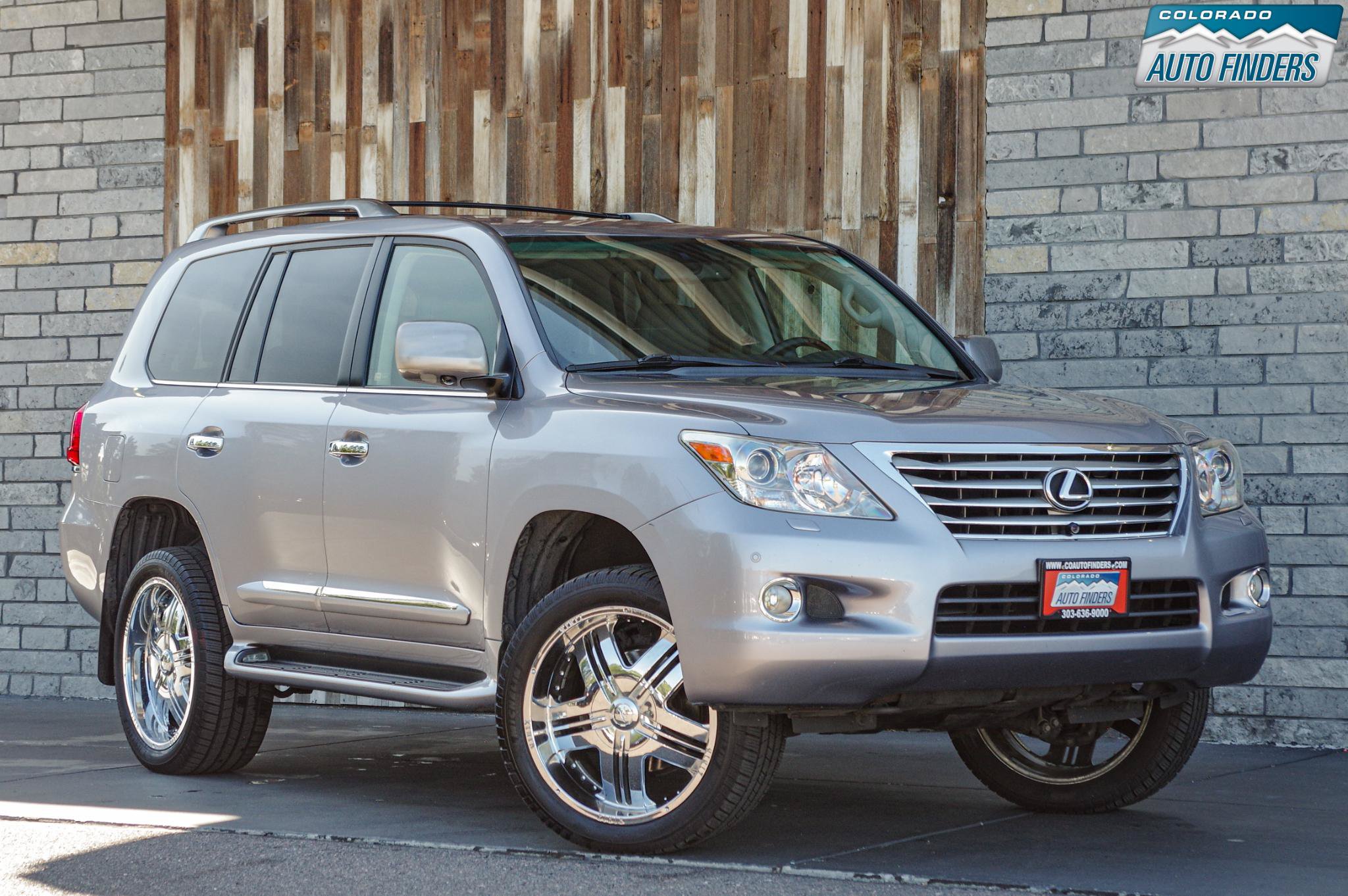 Used 2008 Lexus LX 570 4WD w/ Technology Pkg image 9