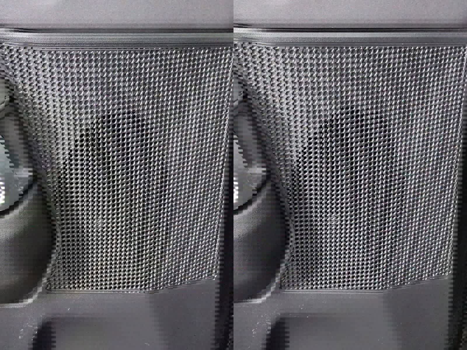 Used 2020 Land Rover Discovery HSE image 31