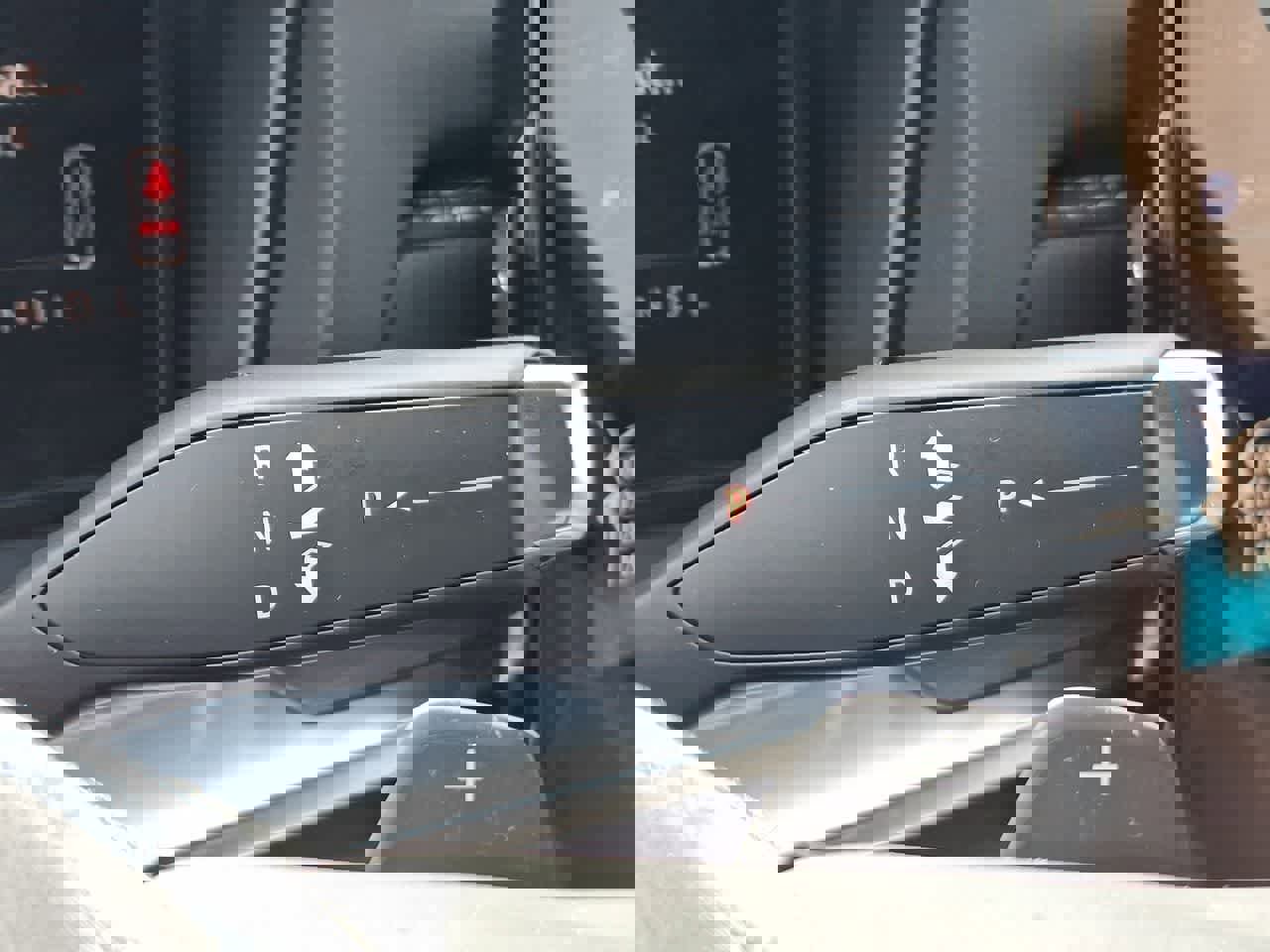 Used 2026 GMC Terrain Elevation image 18