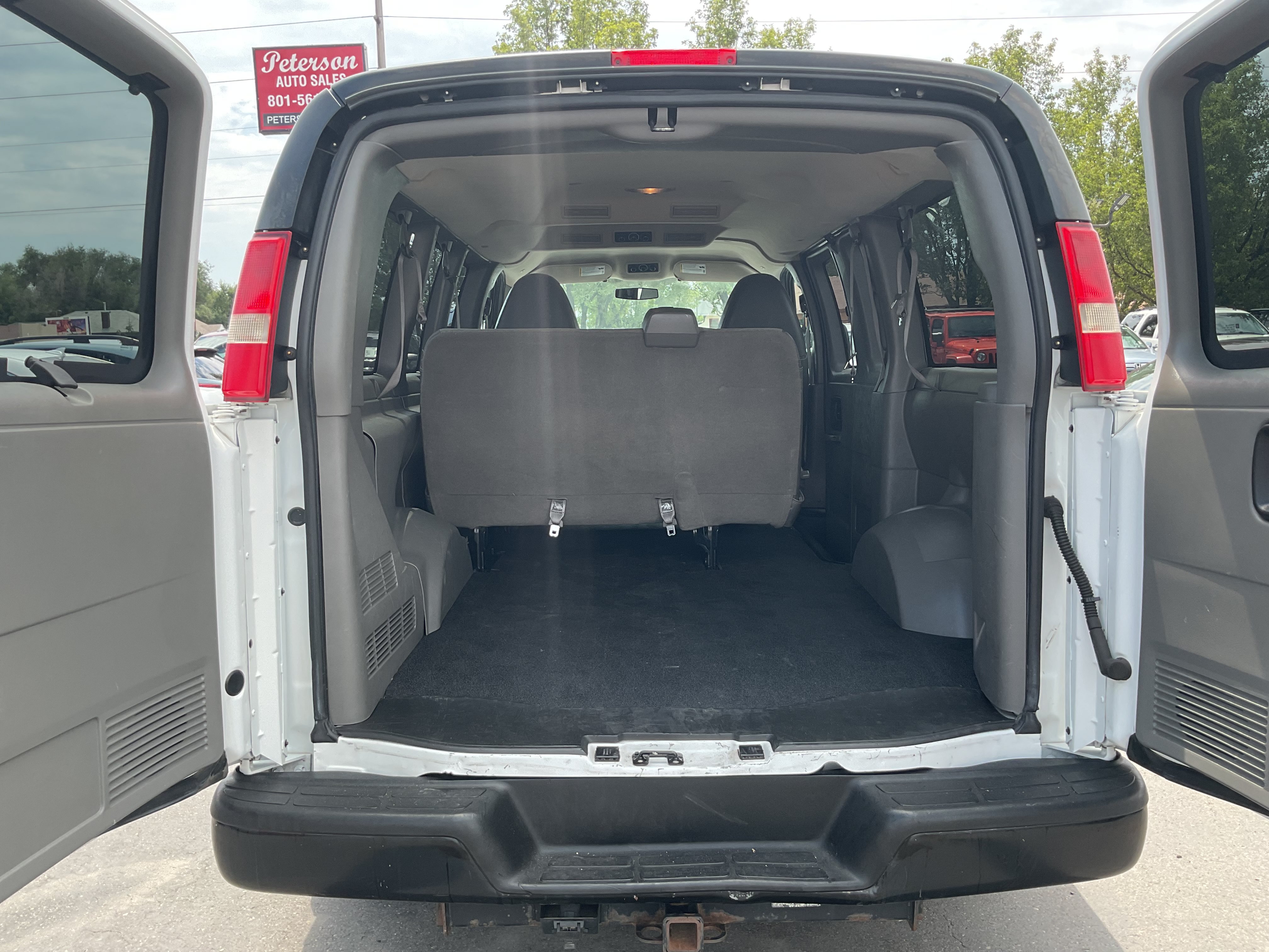 Used 2012 Chevrolet Express 1500 LS w/ Power Package AWD/4WD image 17