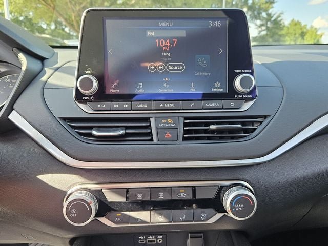 Used 2025 Nissan Altima 2.5 S FWD image 25
