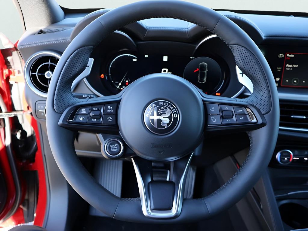 New 2025 Alfa Romeo Stelvio Sprint image 31