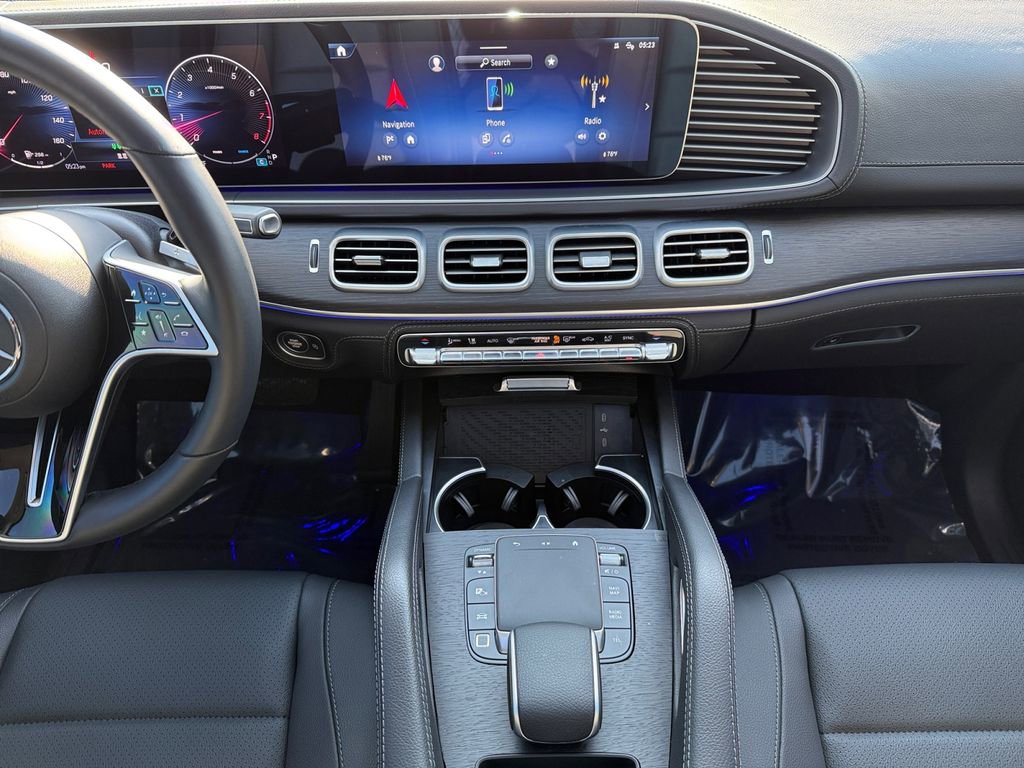 Used 2025 Mercedes-Benz GLE 350 4MATIC image 11