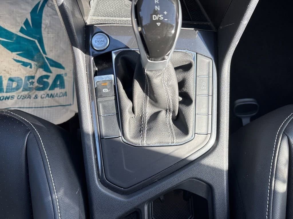 Used 2024 Volkswagen Tiguan SE image 24