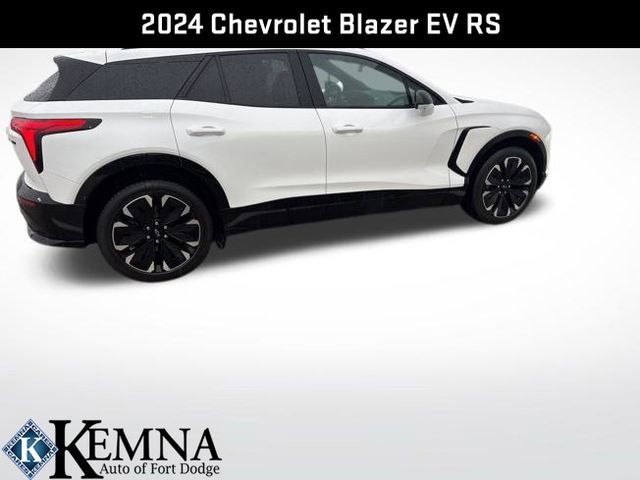 Used 2024 Chevrolet Blazer EV RS image 9