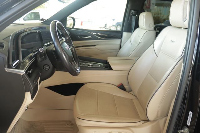 Certified 2022 Cadillac Escalade ESV Premium Luxury image 8