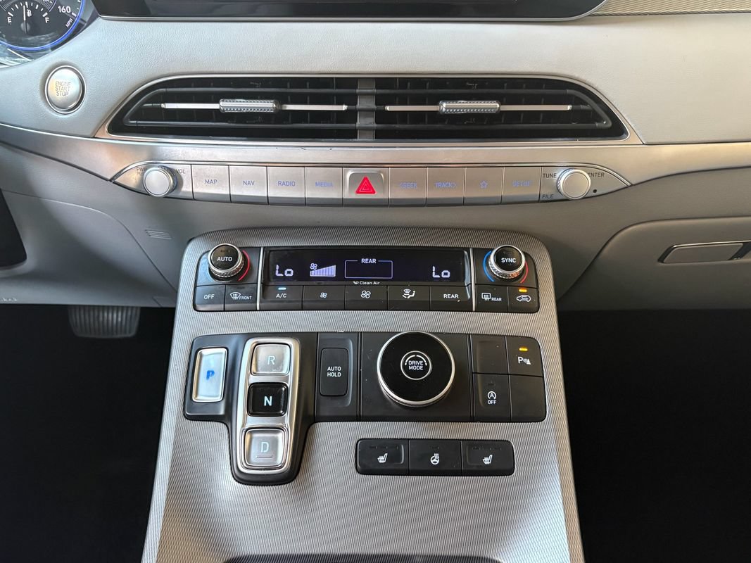 Used 2022 Hyundai Palisade SEL w/ 8P Bench Seat Package FWD image 13