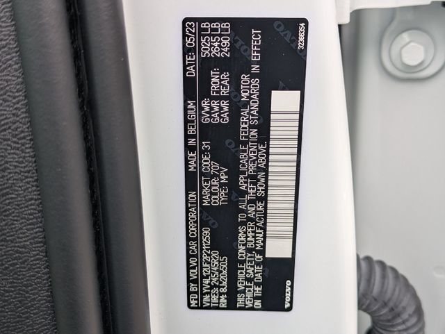 Certified 2023 Volvo XC40 B5 Ultimate AWD/4WD image 33