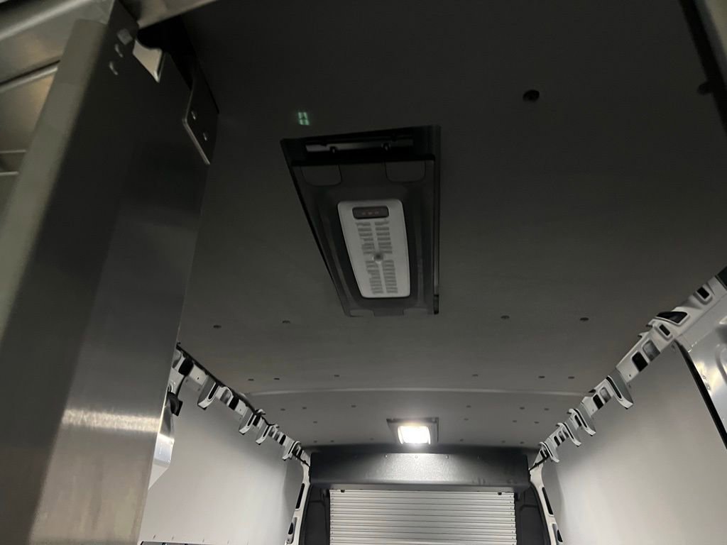 Used 2024 RAM ProMaster 3500 w/ Delivery Van Package image 32