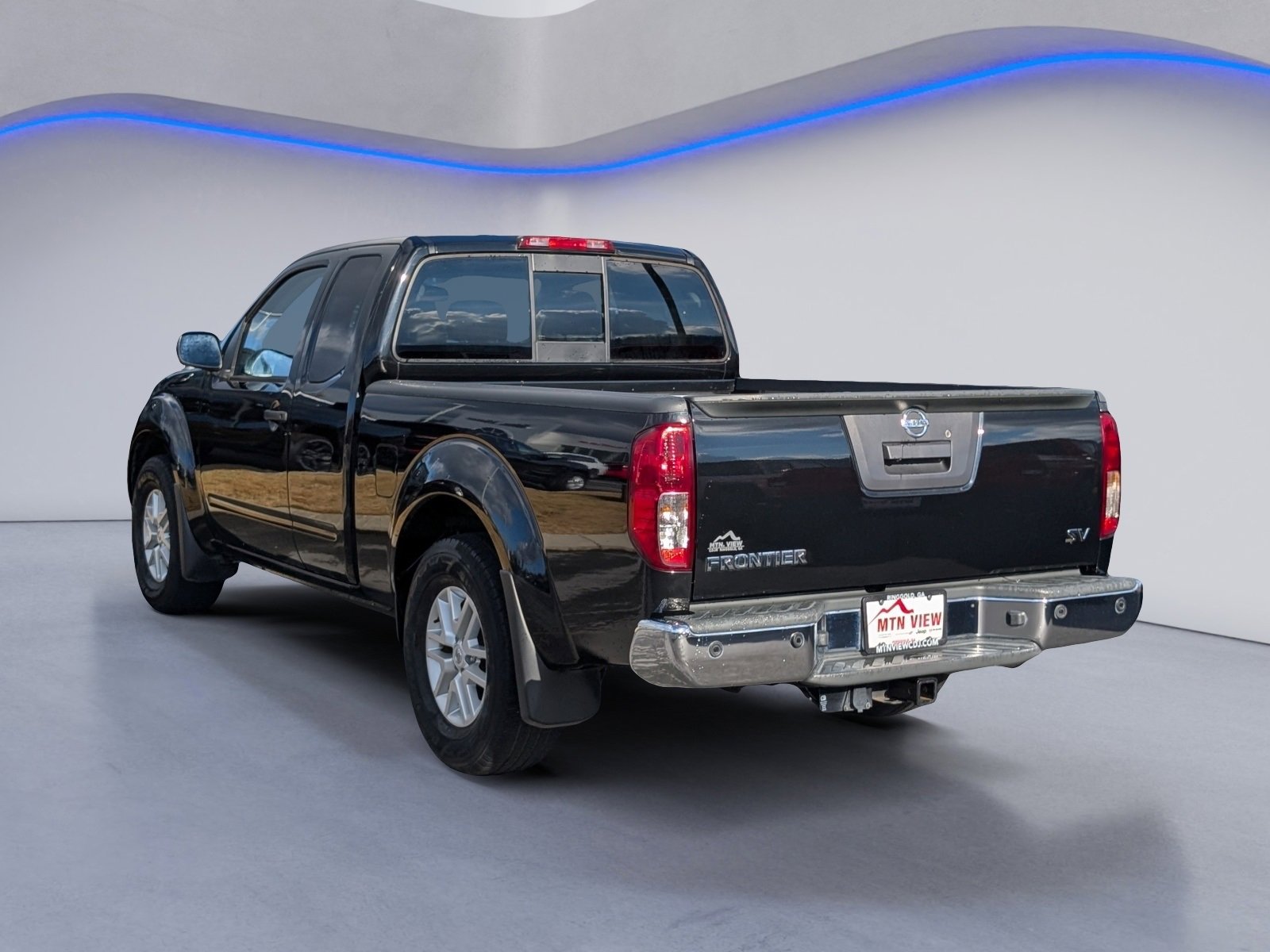 Used 2020 Nissan Frontier SV image 6