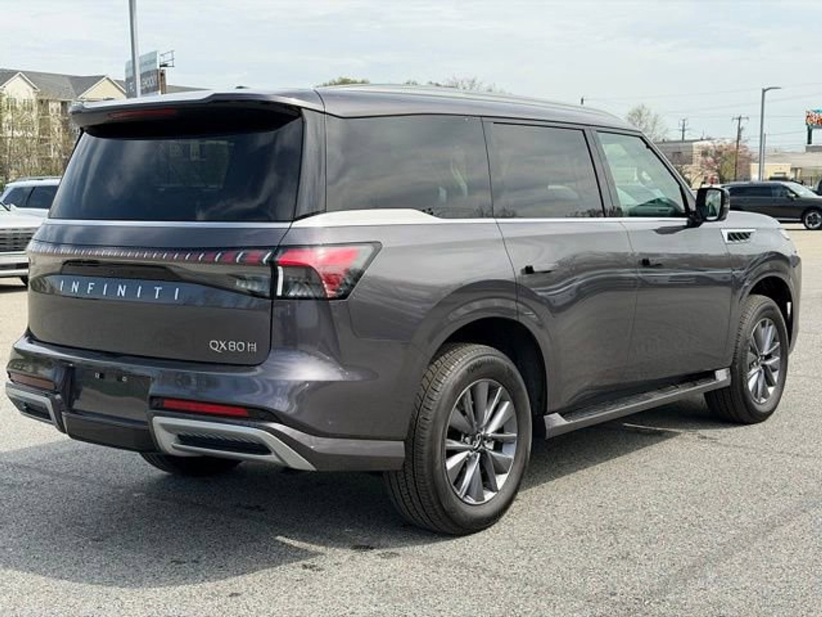 Certified 2026 INFINITI QX80 Pure AWD/4WD image 8