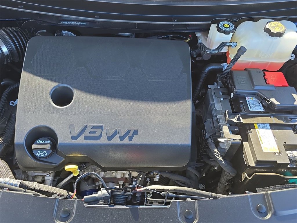 Used 2023 Chevrolet Traverse LT w/ LPO, Floor Liner Package image 31