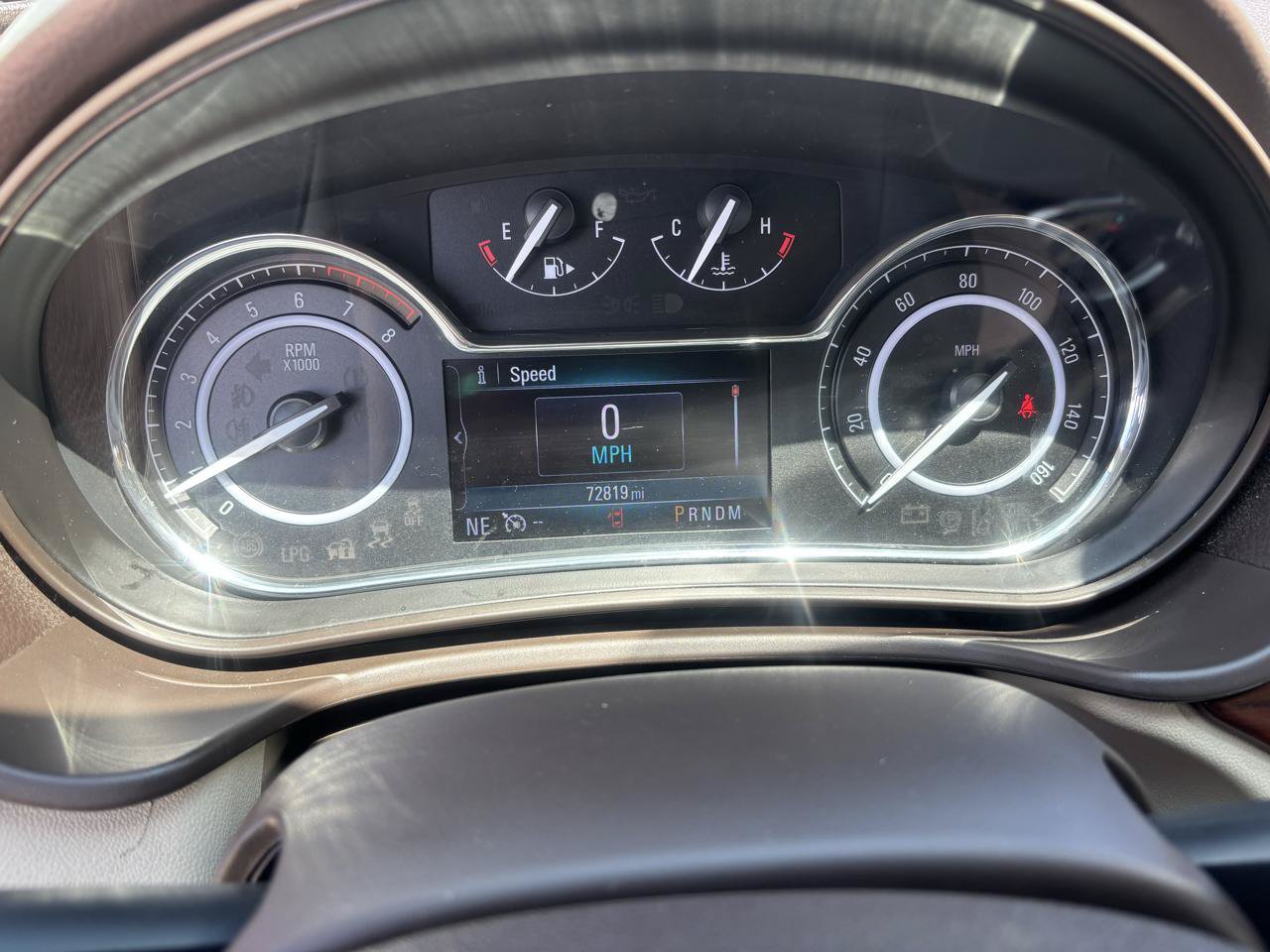 Used 2017 Buick Regal Sport Touring FWD image 9