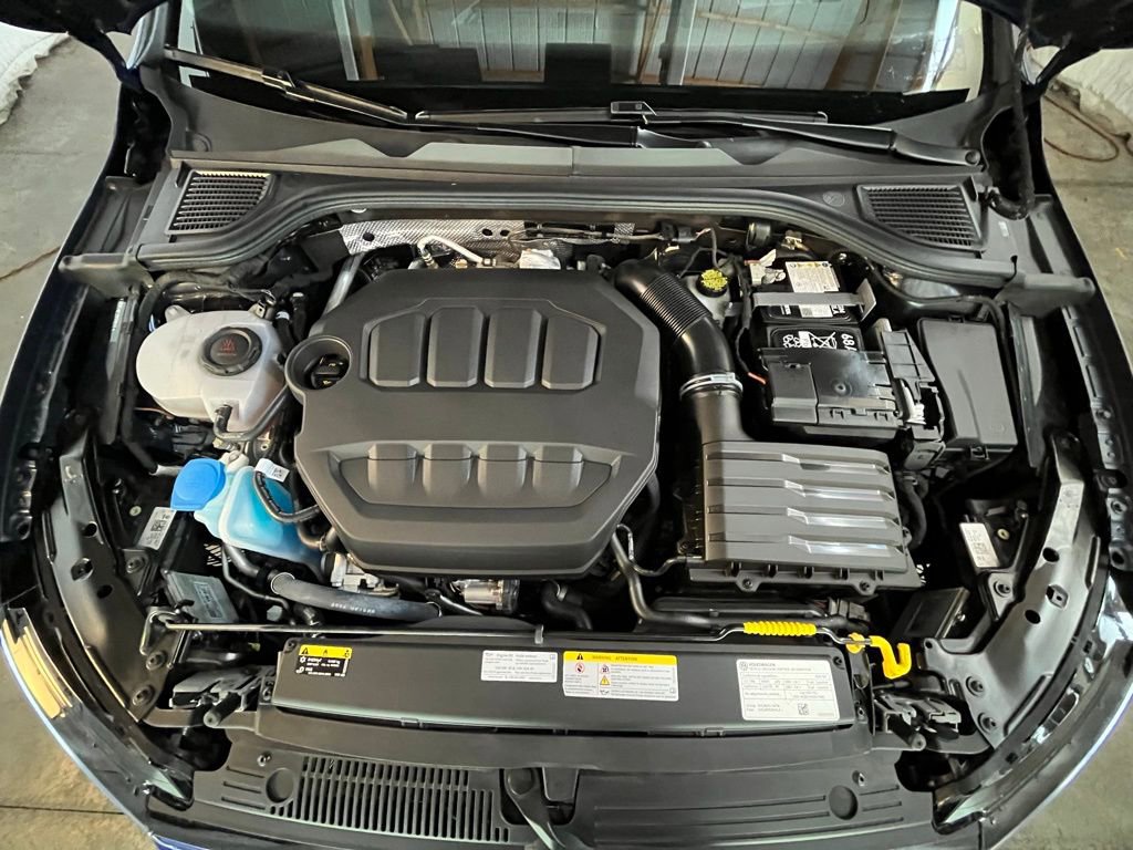 Certified 2025 Volkswagen Golf w/ Euro Stye Package image 30