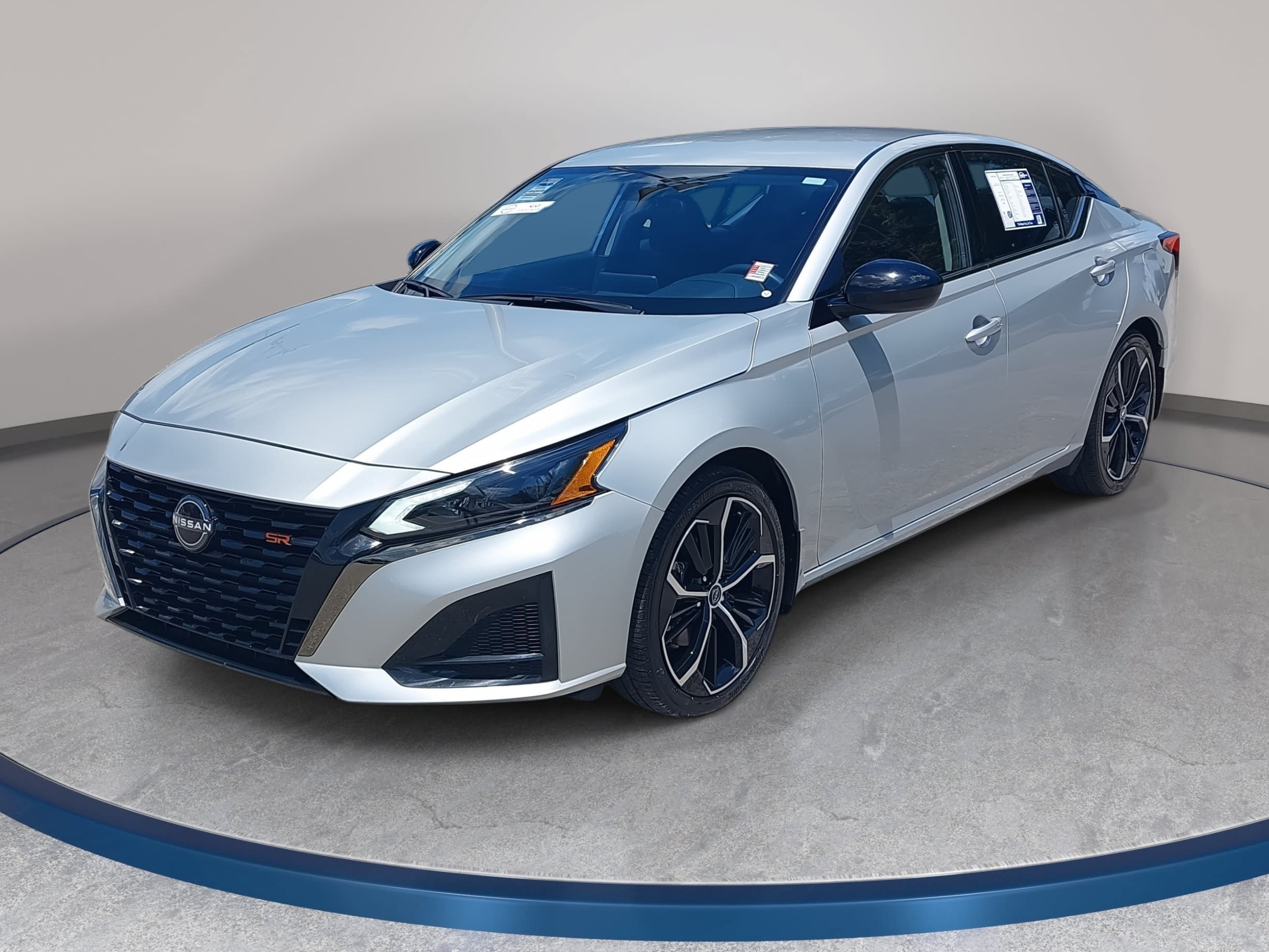 Used 2024 Nissan Altima 2.5 SR FWD image 1