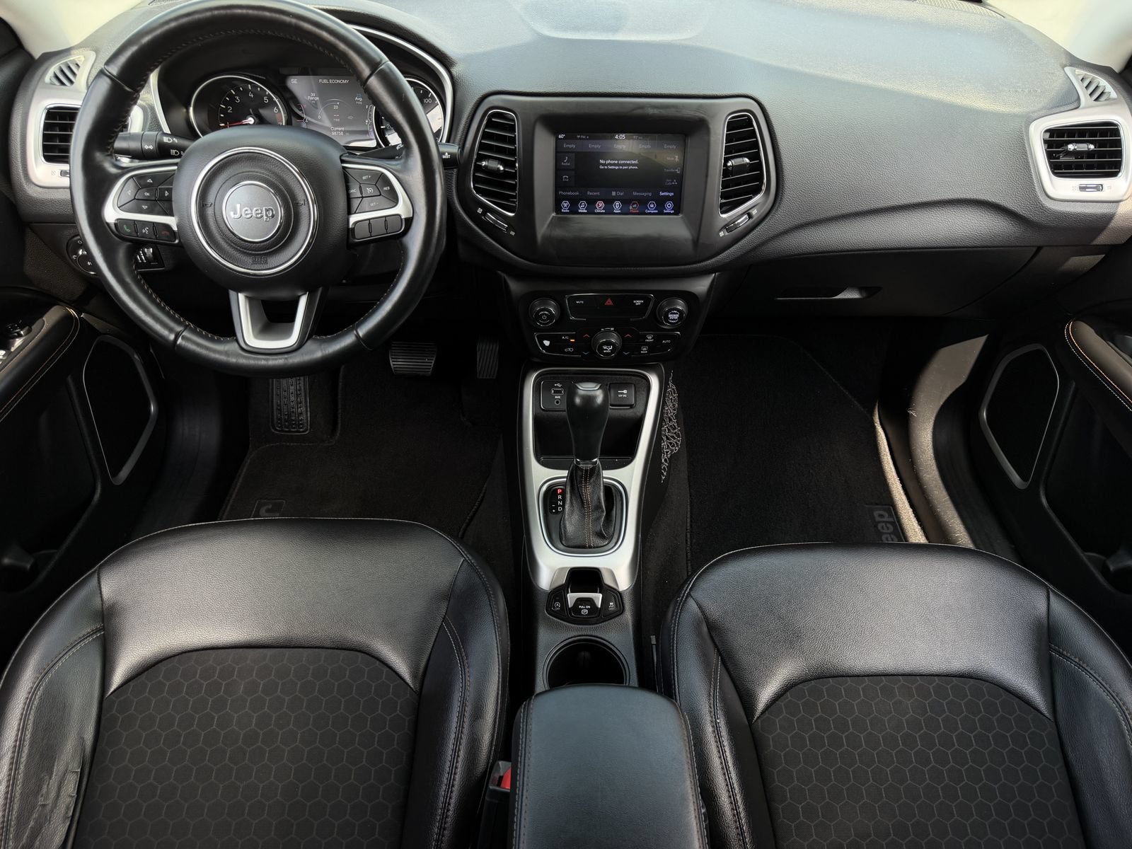 Used 2018 Jeep Compass Latitude w/ Popular Equipment Group FWD image 12