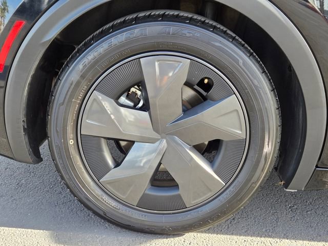 Used 2025 Toyota Prius LE image 7