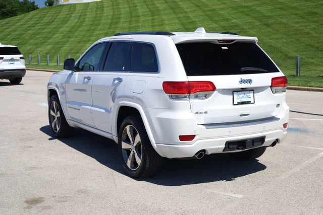 Used 2016 Jeep Grand Cherokee Overland AWD/4WD image 5