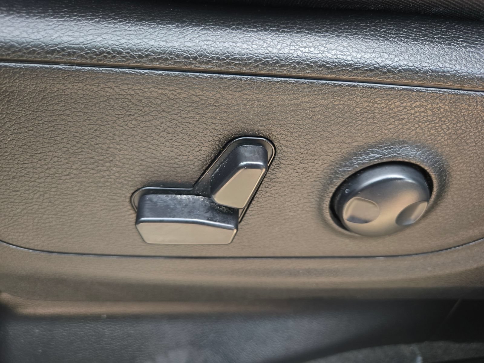 Used 2024 RAM 1500 Lone Star AWD/4WD image 25