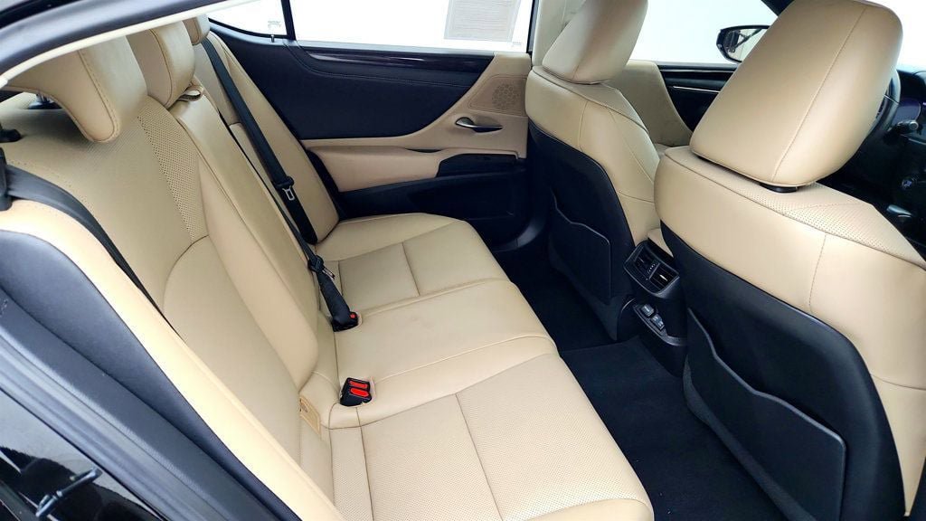 Used 2020 Lexus ES 350 w/ Premium Package FWD image 22