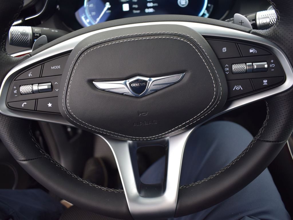 Used 2025 Genesis GV70 2.5T w/ Sport Prestige Package image 30