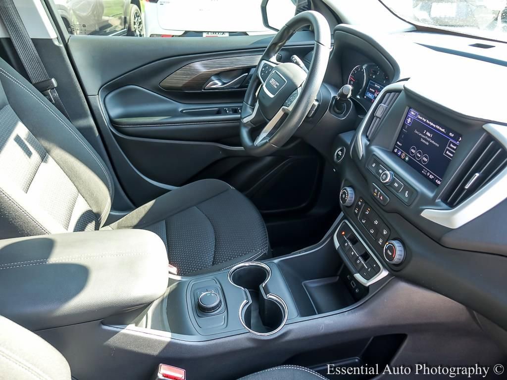 Used 2024 GMC Terrain SLE w/ Elevation Edition FWD image 25