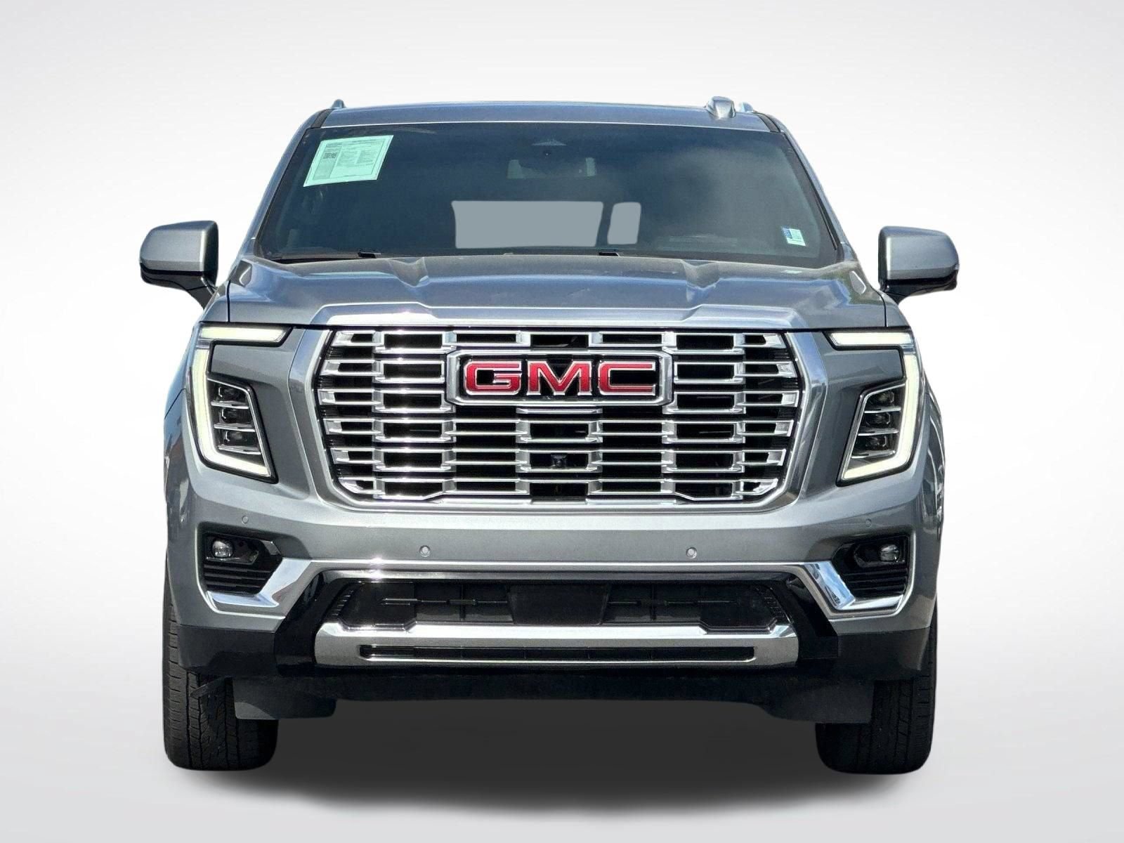Used 2025 GMC Yukon Denali AWD/4WD image 8