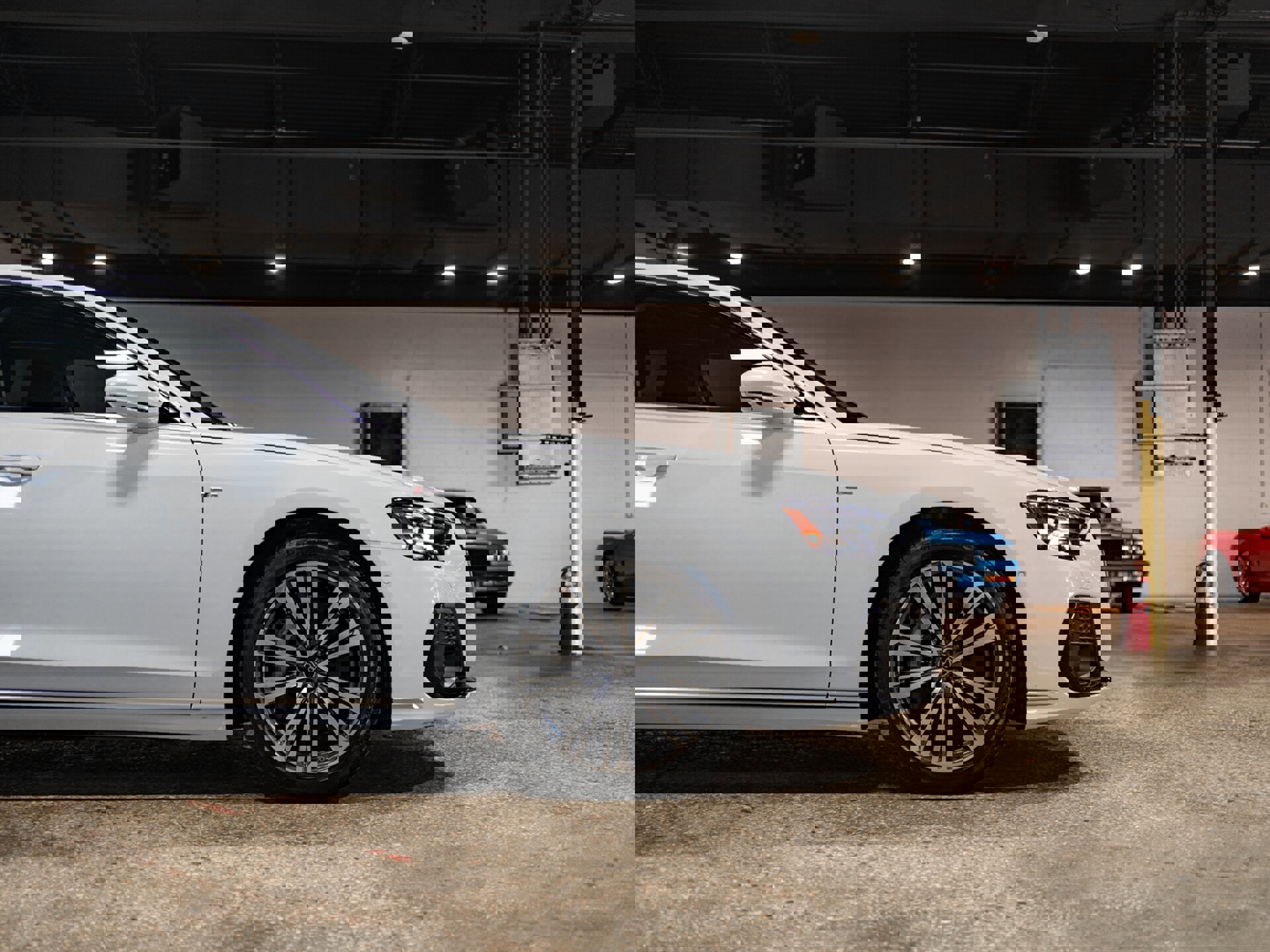 Used 2023 Audi A8 L 3.0T w/ Comfort Plus Package image 14