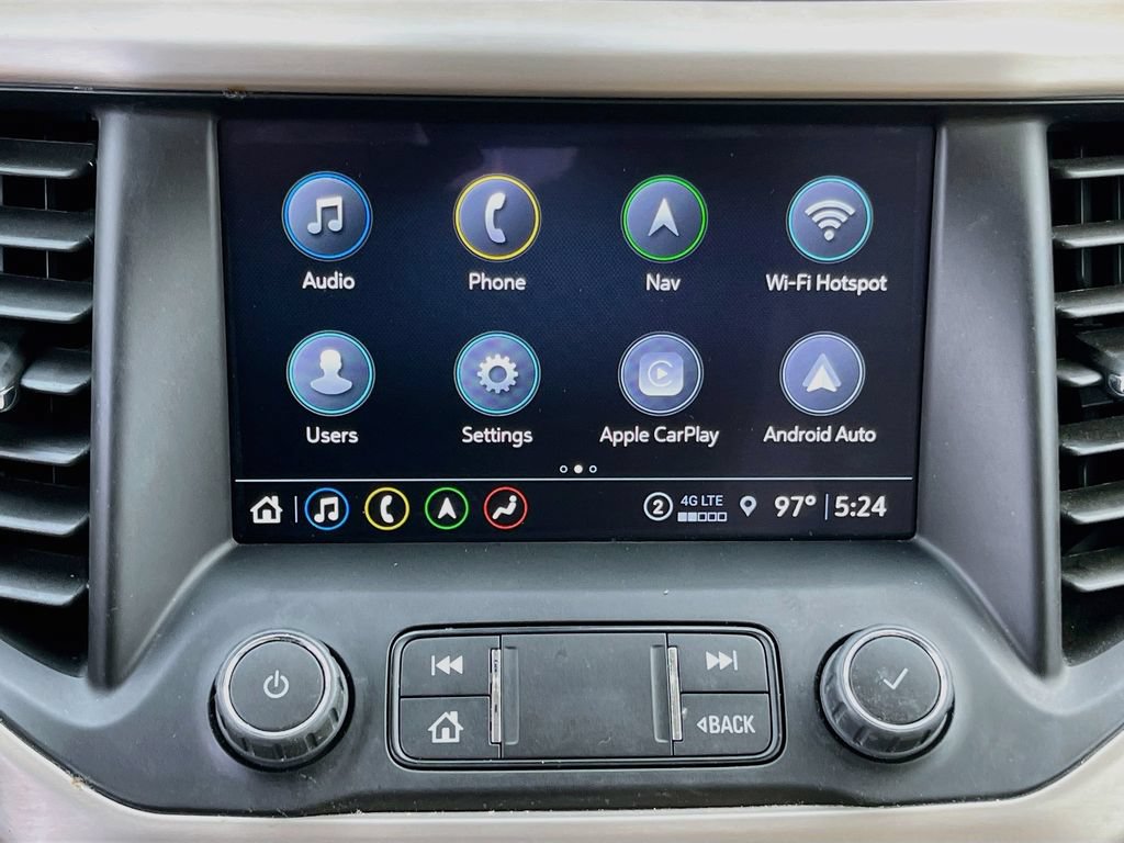 Used 2023 GMC Acadia Denali w/ Denali Technology Package FWD image 15