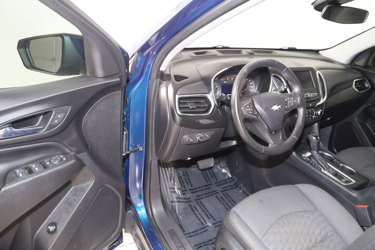 Used 2020 Chevrolet Equinox LT FWD image 42