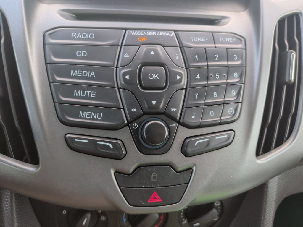 Used 2016 Ford Transit Connect XL FWD image 8