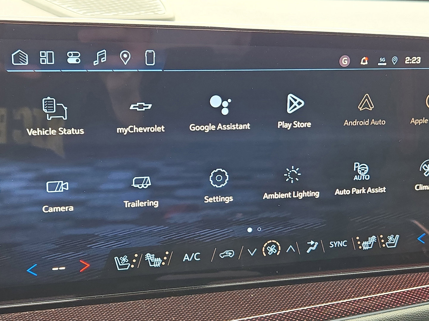 New 2026 Chevrolet Traverse RS w/ LPO, Floor Liner Package image 19