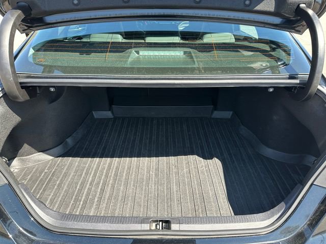 Used 2020 Toyota Camry SE image 29