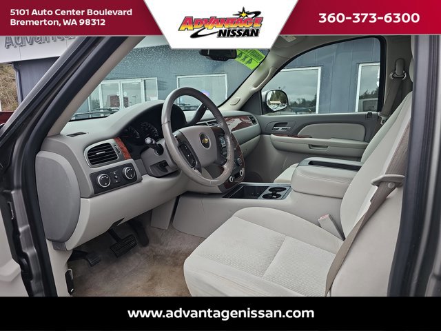 Used 2007 Chevrolet Suburban LT image 17