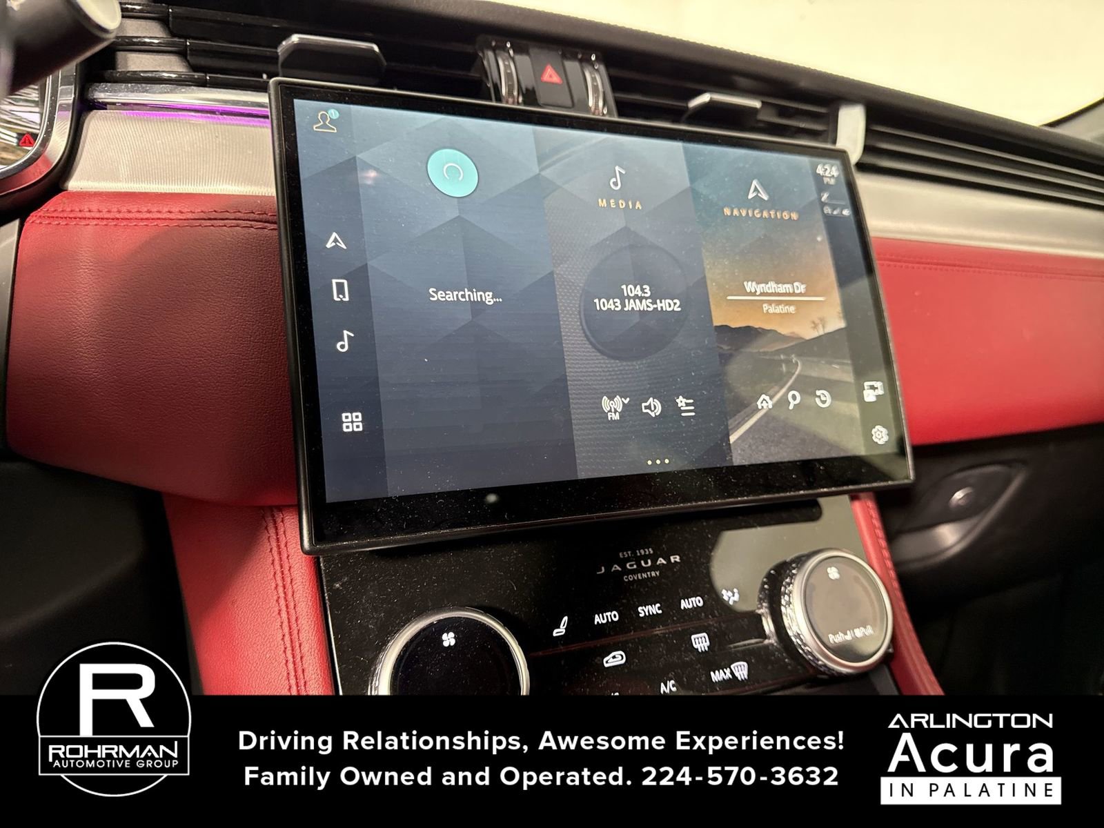 Used 2024 Jaguar F-PACE R-Dynamic S image 6