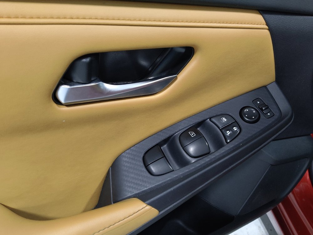 Used 2022 Nissan Sentra SV w/ SV Premium Package image 27