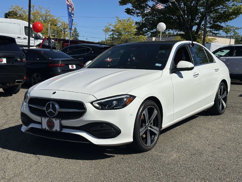 Used 2025 Mercedes-Benz C 300 Sedan image 7