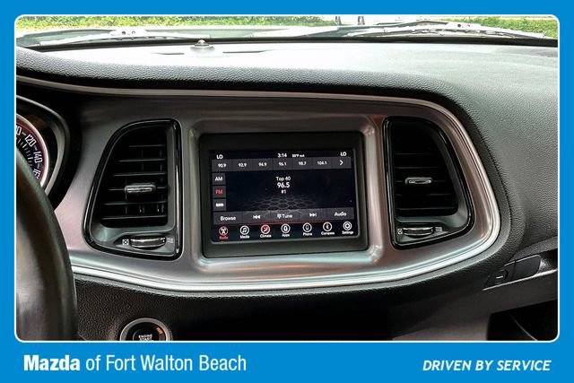 Used 2019 Dodge Challenger SXT RWD image 8