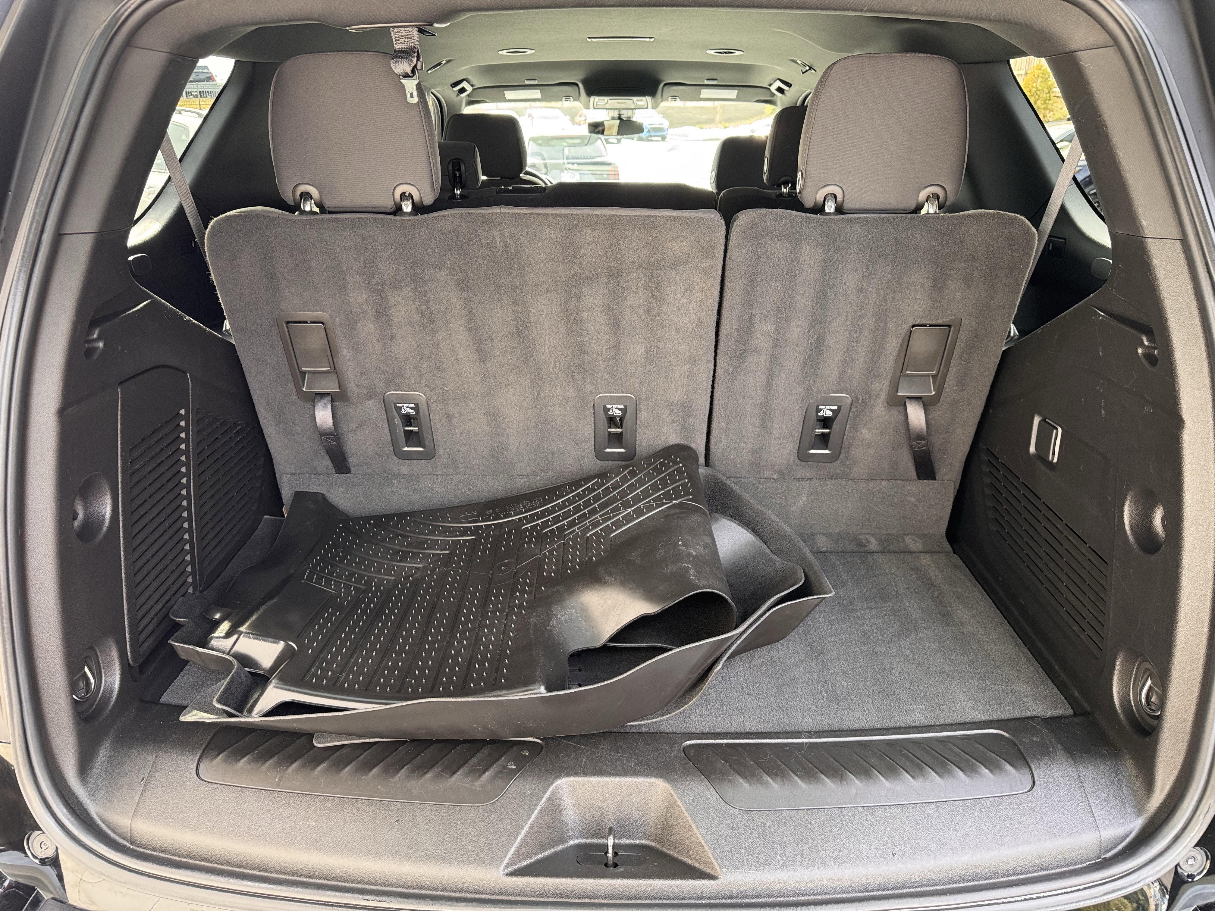 Used 2022 GMC Yukon SLE w/ Max Trailering Package image 22